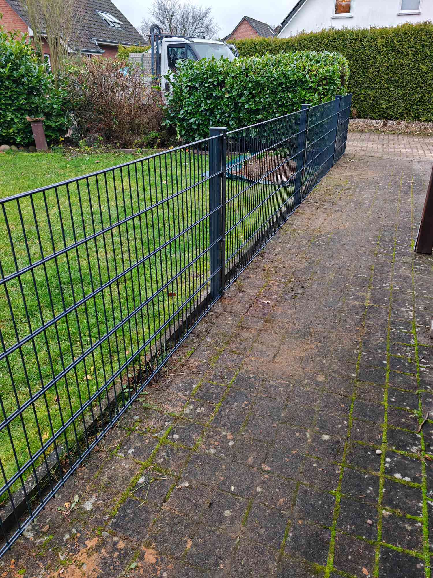 Doppelstabmattenzaun Höhe 1,03 m Anthrazit – montiert in Hamburg-Bergedorf